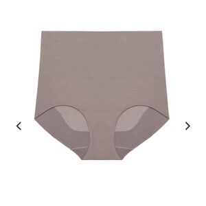 NEIWAI Nude Shape High Waist Brief in Color Mushroom